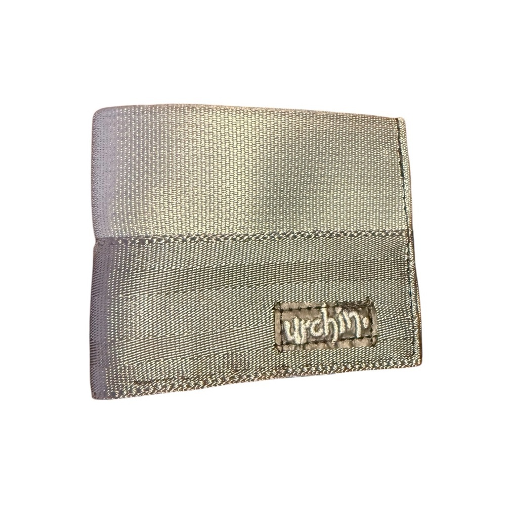 URCHIN Men’s Grey Upcycled Repurposed Seatbelt Wallet Tire Tubes Artisan